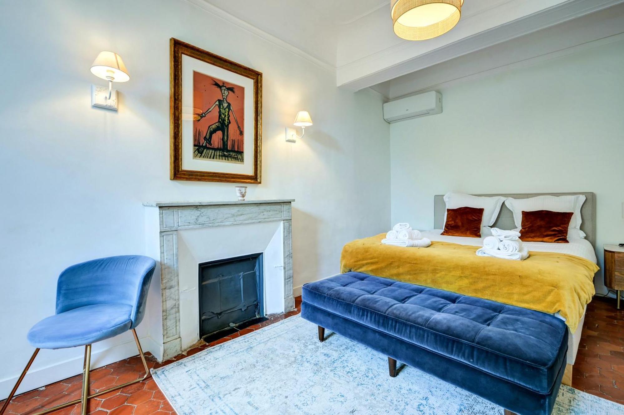 Les Suites De Montigny 엑상프로방스 객실 사진